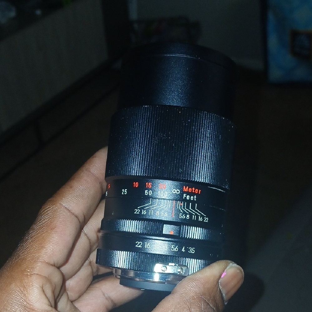 Vivitar 135mm f2.8 Auto Telephoto Camera M42 Screw Mount Lens